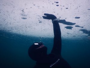 scuba diving in cold water