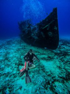 Wreck diving sites in dubai