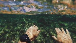 What is a dive computer?